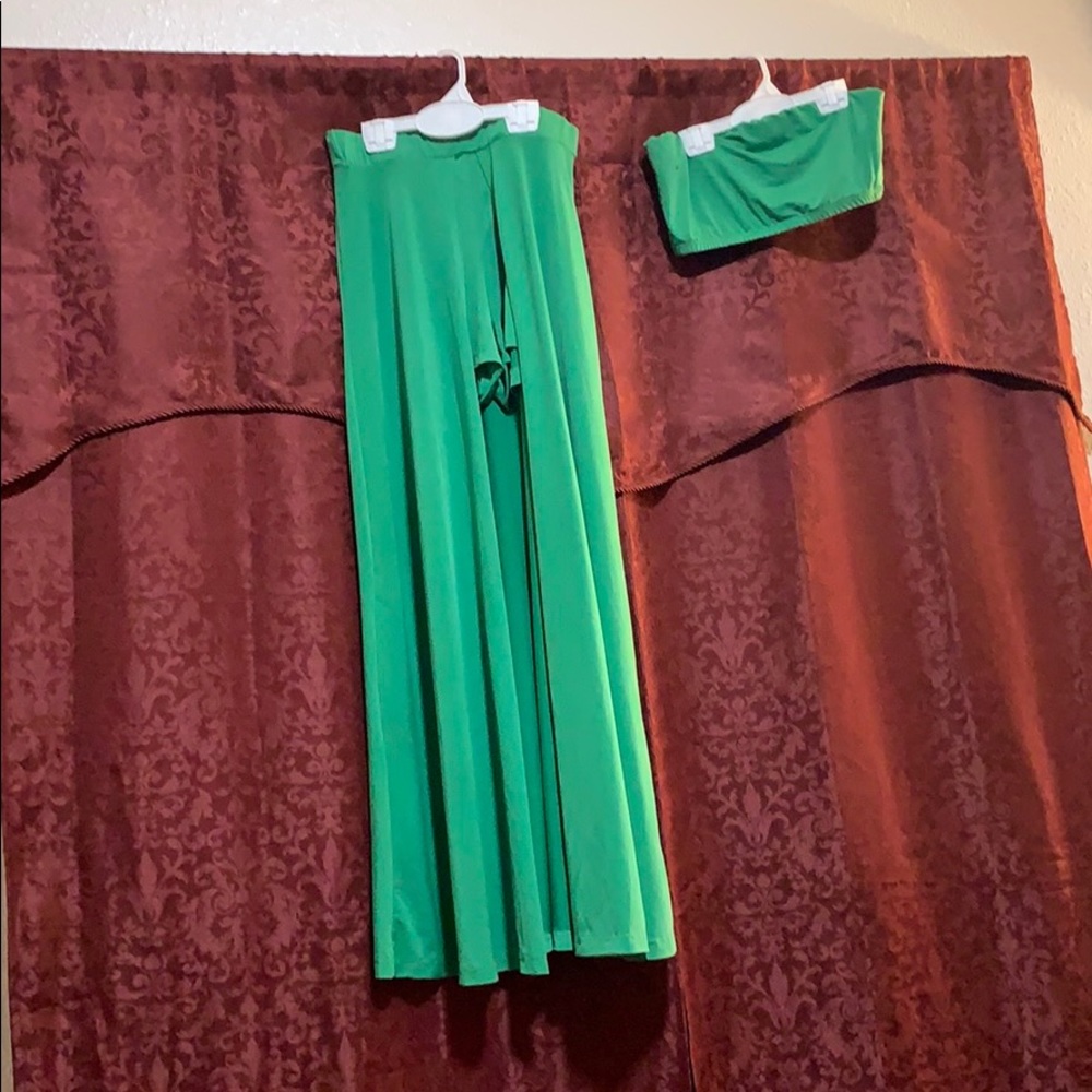 Skirt/short bralette set